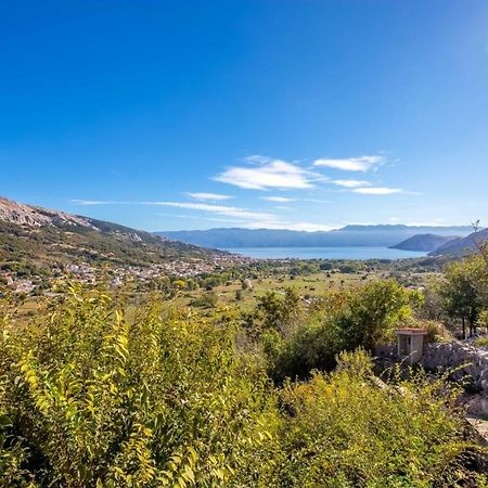 Tarari Luxury Apartment Baska  Exterior photo